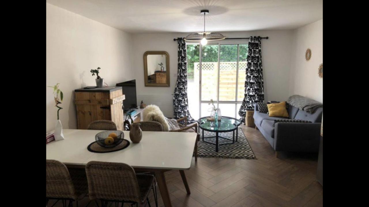 Charmant T2 De 45M2 - Parking Prive - Terrasse- Linge Inclu- Proche Vannes Saint-Avé Exterior foto